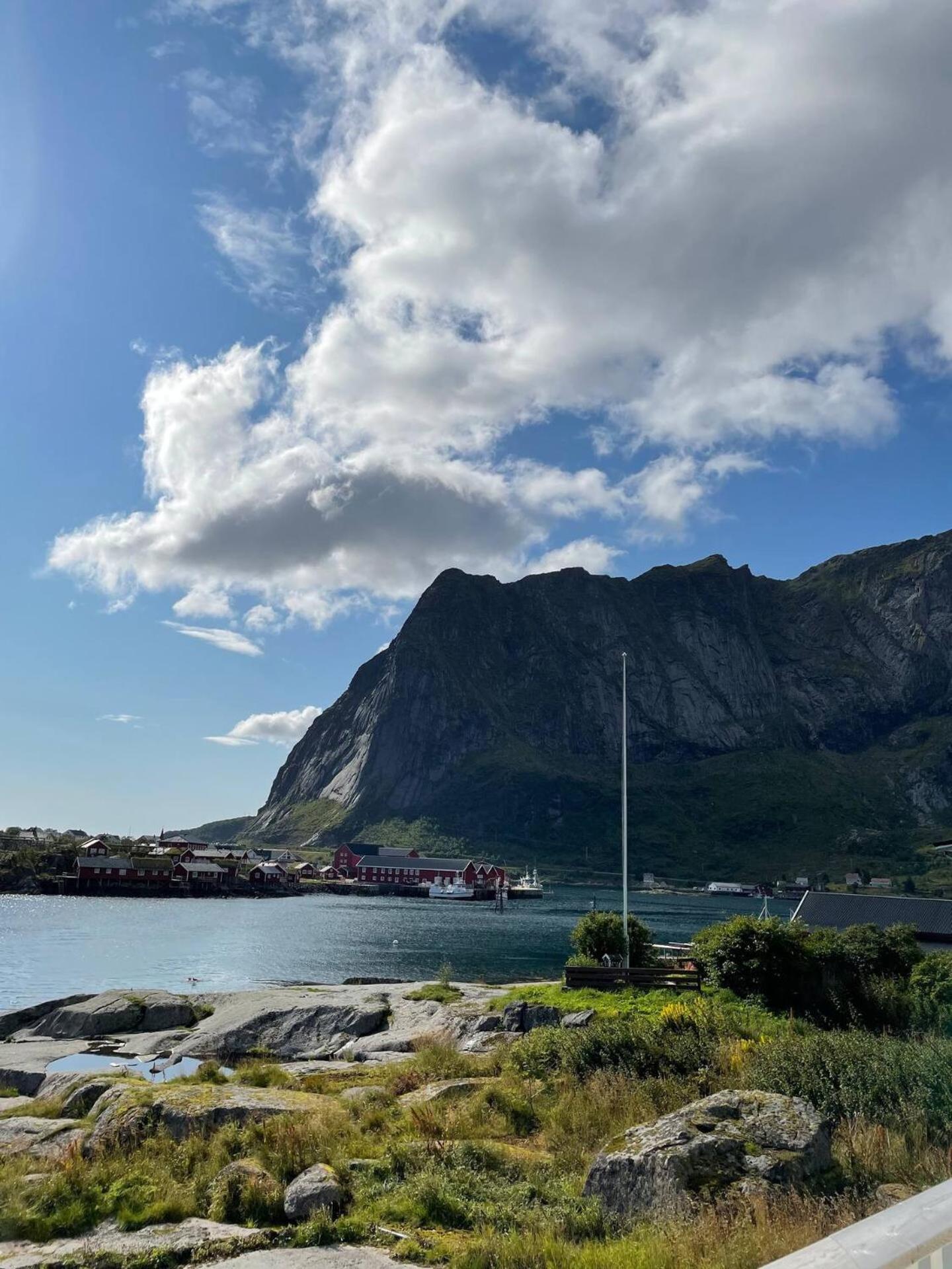 Nordlandshus Ved Havet Pa Reine, Lofoten ภายนอก รูปภาพ